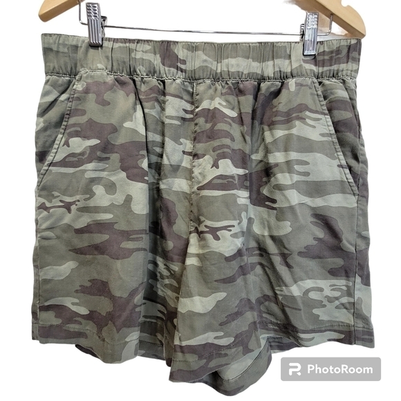 Social Standard Sanctuary XL Camo Shorts Military Patriotic Americana - Picture 1 of 5